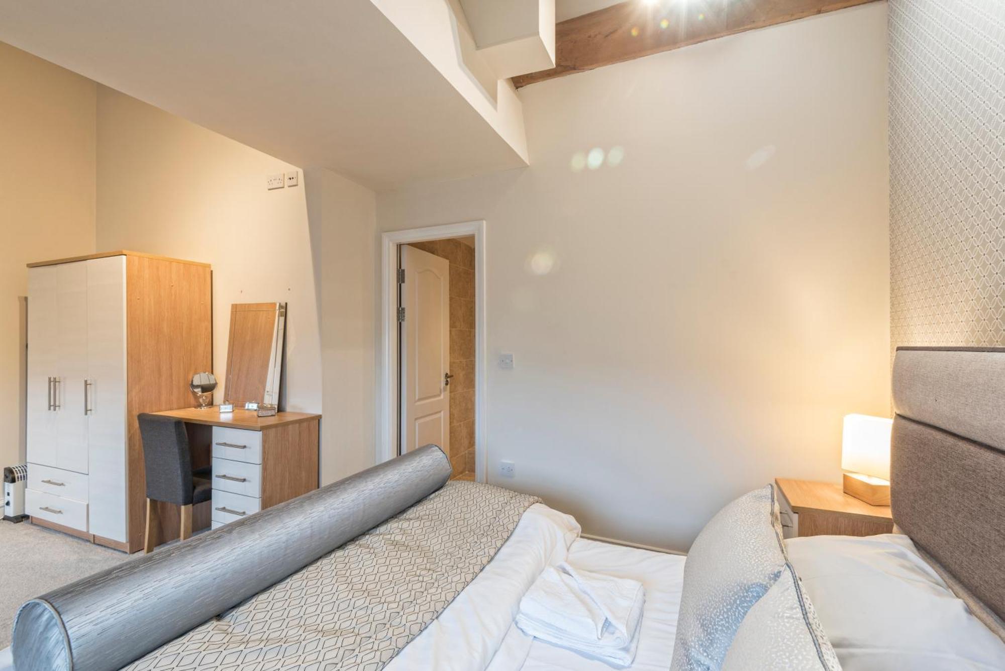 Heritage Serviced Suites - Serviced Apartments Хаддерсфилд Номер фото